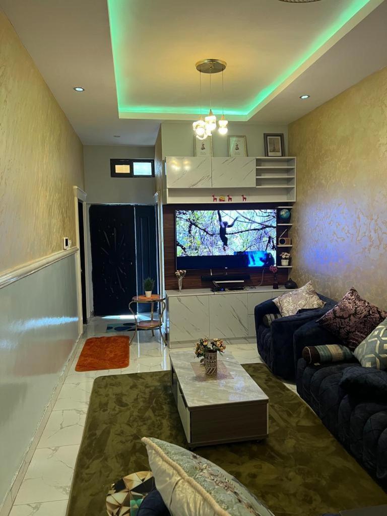 Bed and Breakfast Fowaa Lux Тема Экстерьер фото